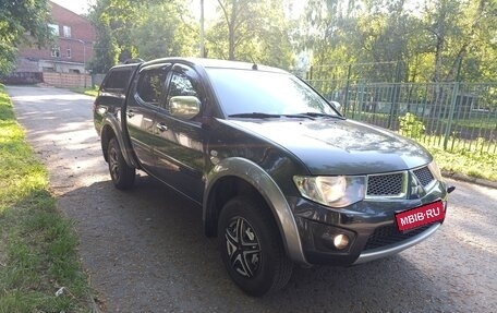 Mitsubishi L200 IV рестайлинг, 2012 год, 1 250 000 рублей, 8 фотография