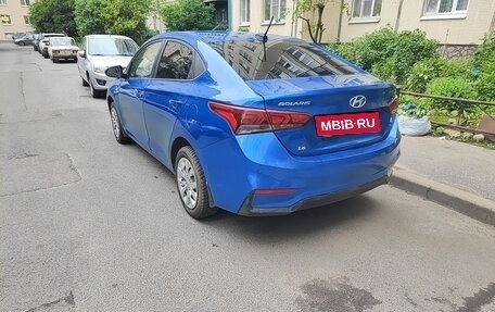Hyundai Solaris II рестайлинг, 2018 год, 1 000 000 рублей, 2 фотография