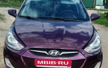 Hyundai Solaris II рестайлинг, 2011 год, 600 000 рублей, 7 фотография