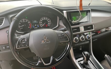 Mitsubishi Xpander, 2022 год, 1 990 000 рублей, 5 фотография