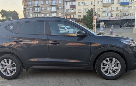 Hyundai Tucson III, 2018 год, 2 250 000 рублей, 4 фотография