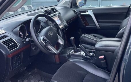 Toyota Land Cruiser Prado 150 рестайлинг 2, 2014 год, 3 250 000 рублей, 9 фотография