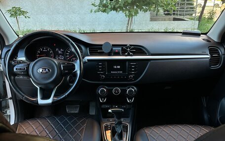 KIA Rio IV, 2017 год, 1 100 000 рублей, 8 фотография