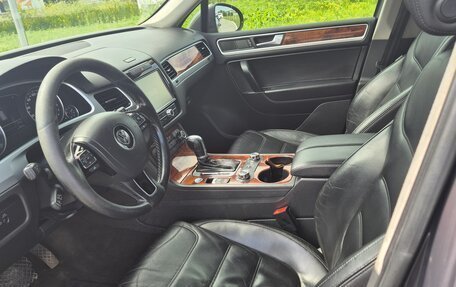 Volkswagen Touareg III, 2011 год, 1 850 000 рублей, 12 фотография