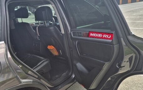 Volkswagen Touareg III, 2011 год, 1 850 000 рублей, 15 фотография