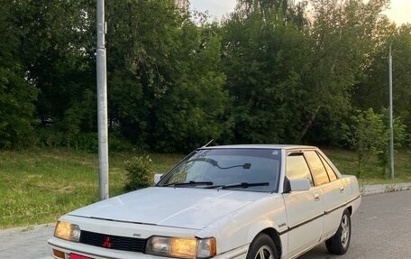 Mitsubishi Eterna V, 1985 год, 195 000 рублей, 4 фотография