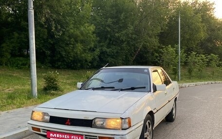 Mitsubishi Eterna V, 1985 год, 195 000 рублей, 5 фотография