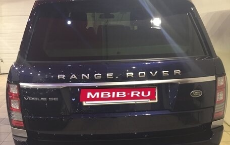 Land Rover Range Rover IV рестайлинг, 2015 год, 5 500 000 рублей, 4 фотография