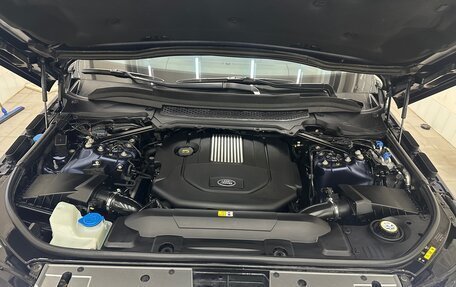Land Rover Range Rover IV рестайлинг, 2015 год, 5 500 000 рублей, 9 фотография