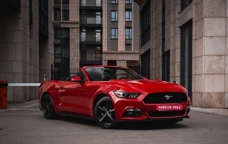 Ford Mustang VI рестайлинг, 2017 год, 2 750 000 рублей, 1 фотография