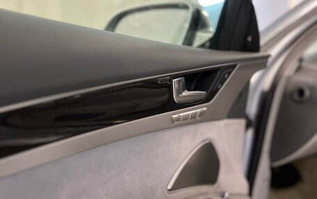 Audi A8, 2010 год, 3 100 000 рублей, 10 фотография