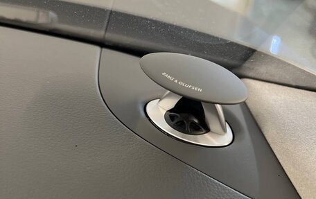 Audi A8, 2010 год, 3 100 000 рублей, 14 фотография