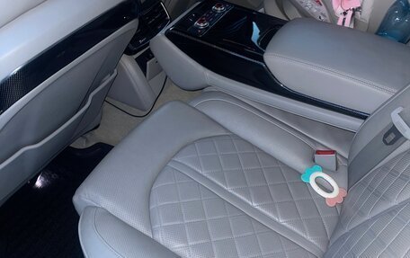 Audi A8, 2010 год, 3 100 000 рублей, 8 фотография