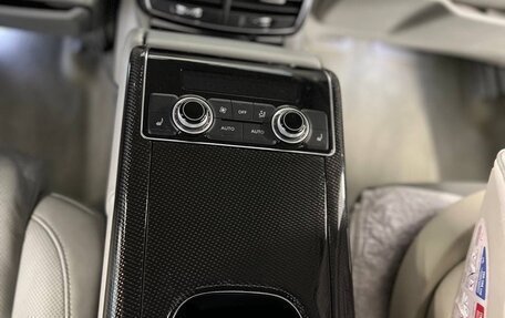 Audi A8, 2010 год, 3 100 000 рублей, 11 фотография