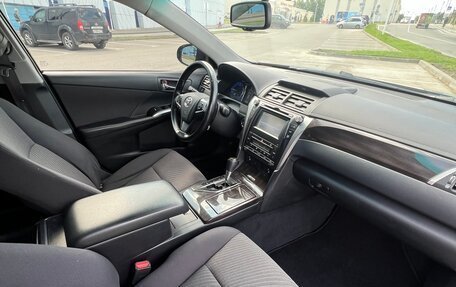 Toyota Camry, 2015 год, 2 090 000 рублей, 15 фотография