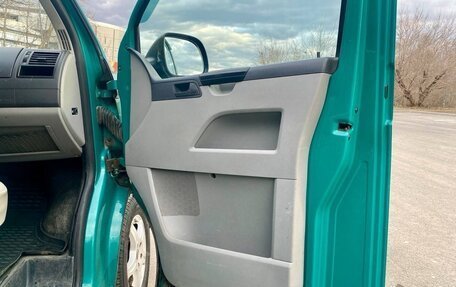 Volkswagen Transporter T5 рестайлинг, 2010 год, 1 295 000 рублей, 3 фотография