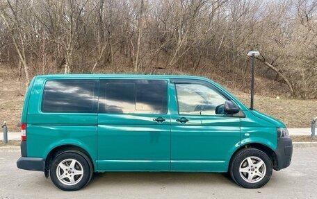 Volkswagen Transporter T5 рестайлинг, 2010 год, 1 295 000 рублей, 5 фотография