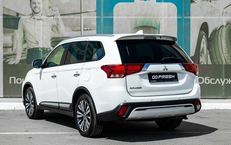 Mitsubishi Outlander III рестайлинг 3, 2020 год, 2 888 000 рублей, 2 фотография