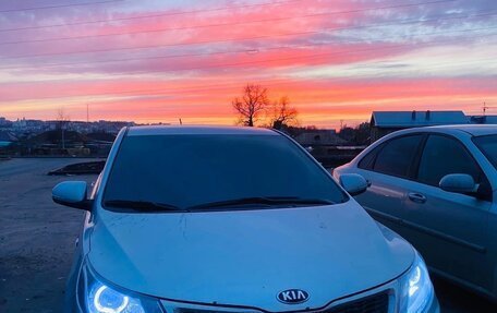 KIA Rio III рестайлинг, 2015 год, 1 050 000 рублей, 4 фотография