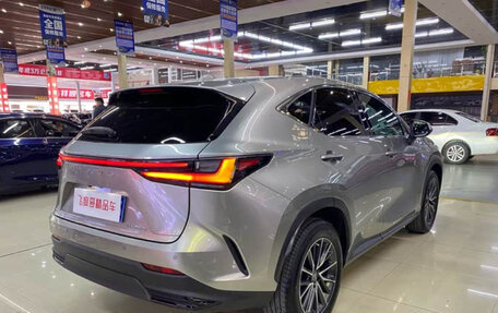 Lexus NX, 2022 год, 2 800 000 рублей, 4 фотография