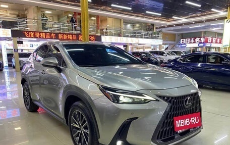 Lexus NX, 2022 год, 2 800 000 рублей, 3 фотография
