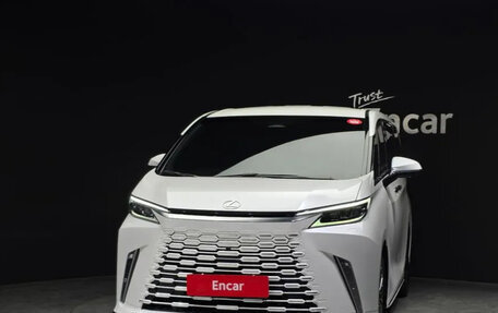Lexus LM, 2025 год, 14 000 000 рублей, 2 фотография