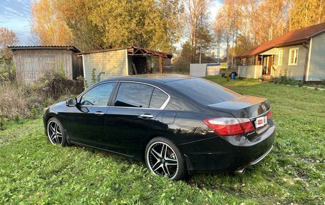 Honda Accord IX рестайлинг, 2013 год, 1 850 000 рублей, 2 фотография