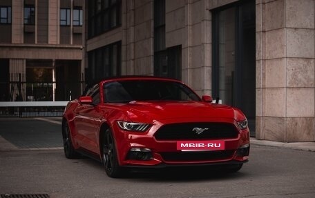 Ford Mustang VI рестайлинг, 2017 год, 2 750 000 рублей, 5 фотография