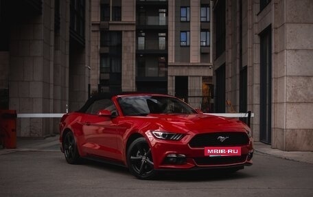 Ford Mustang VI рестайлинг, 2017 год, 2 750 000 рублей, 2 фотография