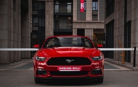 Ford Mustang VI рестайлинг, 2017 год, 2 750 000 рублей, 4 фотография