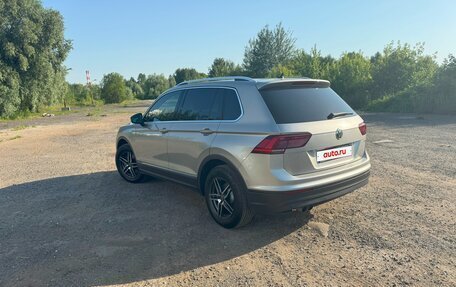 Volkswagen Tiguan II, 2019 год, 3 100 000 рублей, 3 фотография