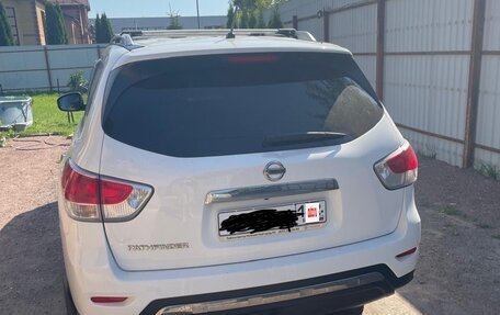 Nissan Pathfinder, 2015 год, 1 850 000 рублей, 5 фотография