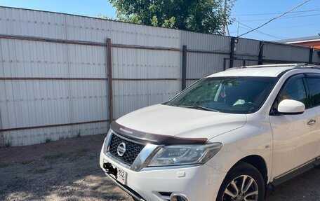 Nissan Pathfinder, 2015 год, 1 850 000 рублей, 6 фотография