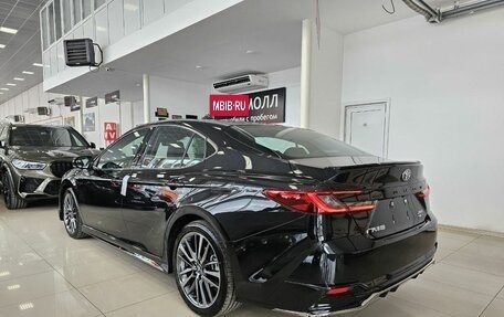 Toyota Camry, 2025 год, 4 270 000 рублей, 8 фотография