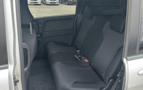 Honda Freed I, 2011 год, 810 000 рублей, 28 фотография