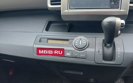 Honda Freed I, 2011 год, 810 000 рублей, 26 фотография
