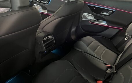 Mercedes-Benz E-Класс, 2025 год, 9 990 000 рублей, 4 фотография