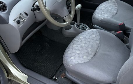 Toyota Echo, 2002 год, 329 000 рублей, 21 фотография