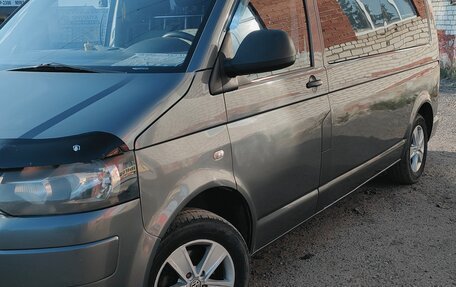 Volkswagen Transporter T5 рестайлинг, 2010 год, 1 550 000 рублей, 3 фотография