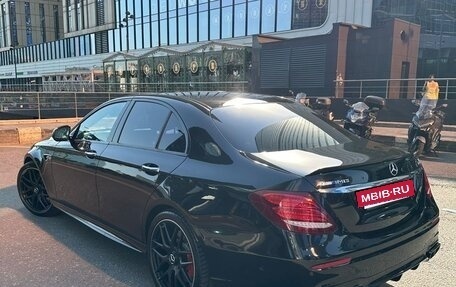 Mercedes-Benz E-Класс AMG, 2017 год, 7 500 000 рублей, 5 фотография