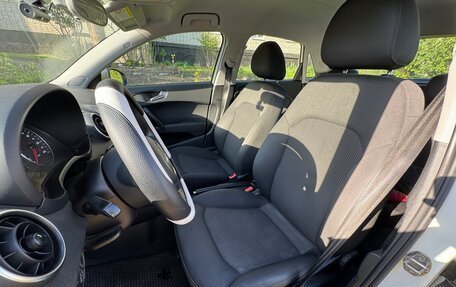 Audi A1, 2012 год, 1 199 000 рублей, 10 фотография