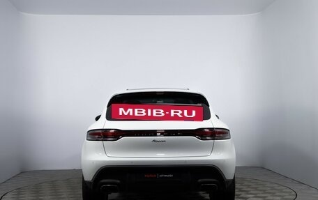 Porsche Macan I рестайлинг, 2021 год, 7 240 000 рублей, 6 фотография