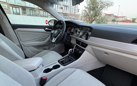 Volkswagen Jetta VII, 2019 год, 1 800 000 рублей, 17 фотография