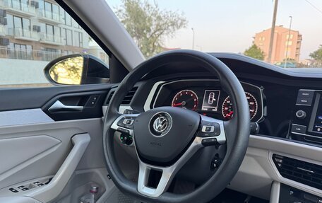 Volkswagen Jetta VII, 2019 год, 1 800 000 рублей, 14 фотография