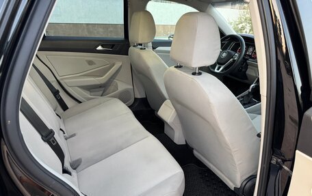 Volkswagen Jetta VII, 2019 год, 1 800 000 рублей, 22 фотография