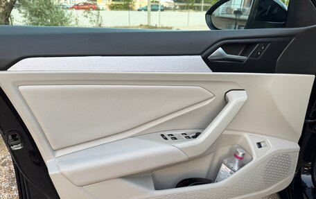 Volkswagen Jetta VII, 2019 год, 1 800 000 рублей, 23 фотография