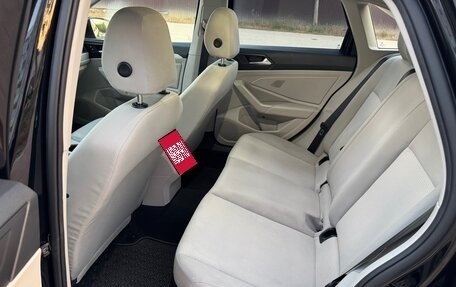 Volkswagen Jetta VII, 2019 год, 1 800 000 рублей, 21 фотография