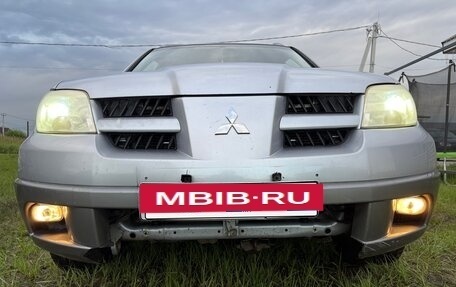 Mitsubishi Outlander III рестайлинг 3, 2006 год, 500 000 рублей, 3 фотография