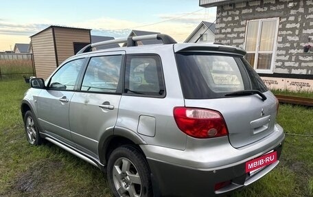 Mitsubishi Outlander III рестайлинг 3, 2006 год, 500 000 рублей, 8 фотография