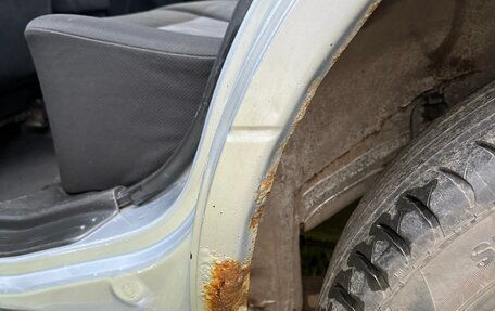 Mitsubishi Outlander III рестайлинг 3, 2006 год, 500 000 рублей, 16 фотография